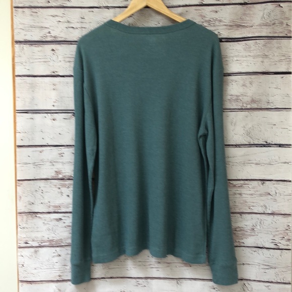 New Old Navy Men's Thermal Tee - Picture 6 of 7